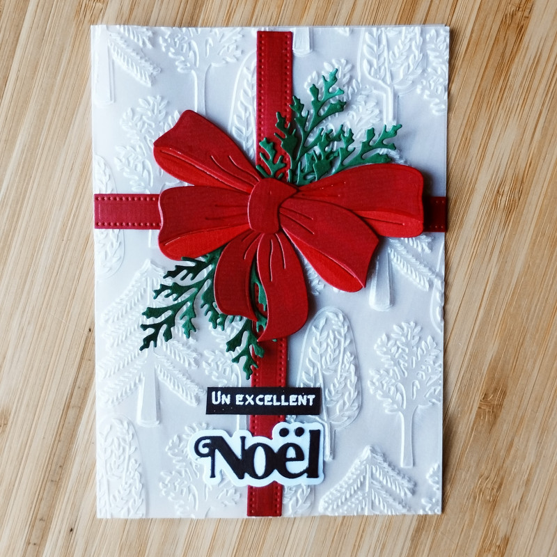 Set De Feuilles De Découpe 3D De Noël Folia - 5 Feuilles A4 Avec 4 Motifs Prédécoupés + 400 Pastilles Adhésives